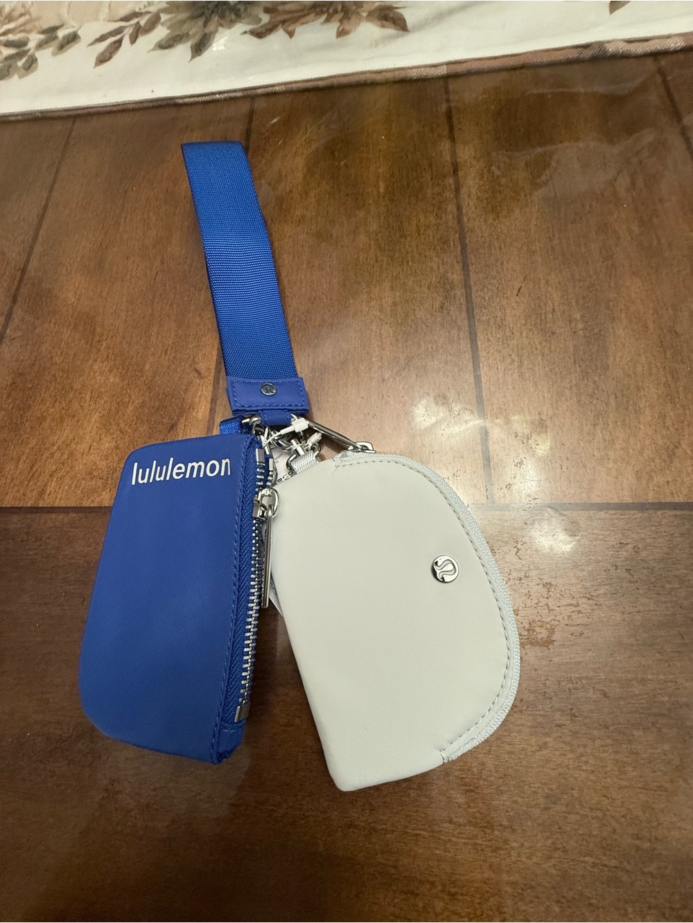 *NWT* Lululemon athletica Blue and White Wristlet